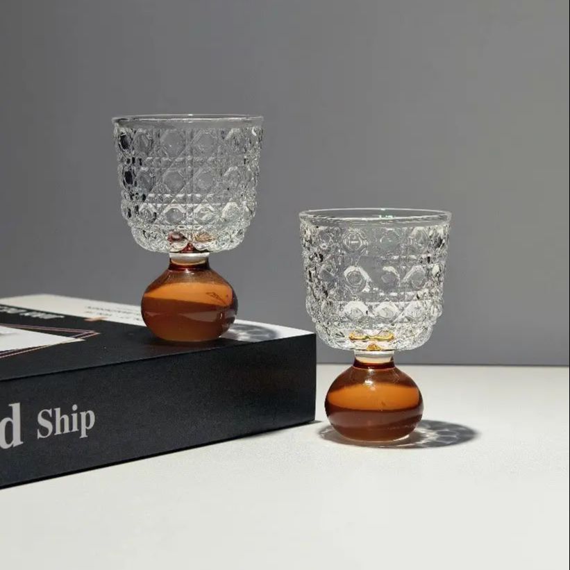 Glazen beker met edelsteenpatr - Art Craft Glasses recensie en prijs